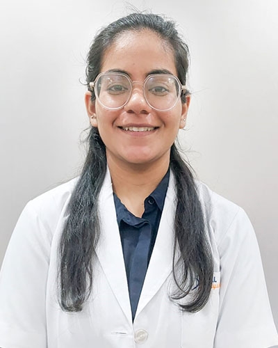 Dr. Advita Sardana (PT)